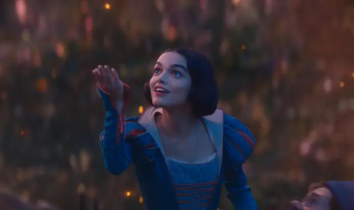 รีวิวหนัง Snow White สโนว์ไวท์ แบบฉบับเติมชีวิตชีวาให้ความคลาสสิก