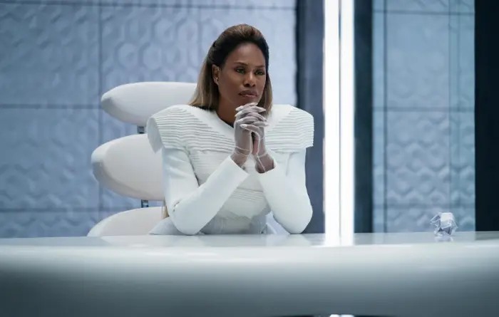 รีวิวหนัง "Uglies อั๊กลี" สิ้นเปลืองทรัพยากรซีจีแ