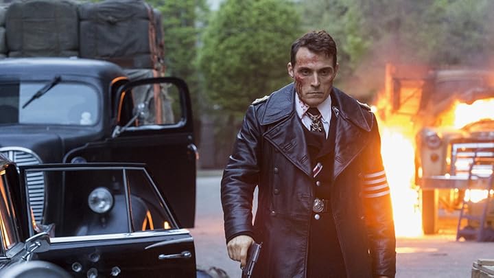 บุรุษเหนือฟ้า ในปราสาทสูง