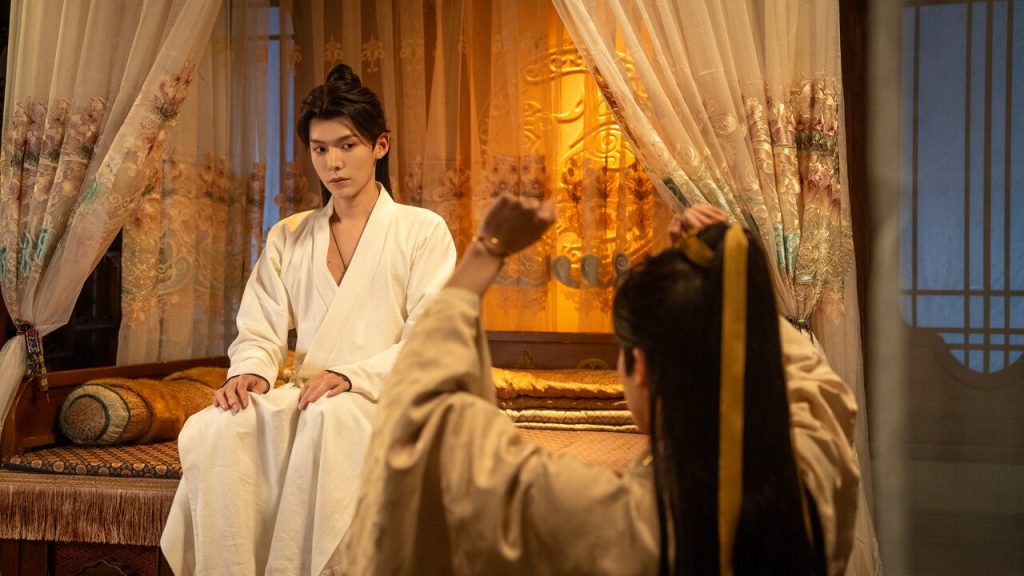 ก่อนดอกไม้บาน